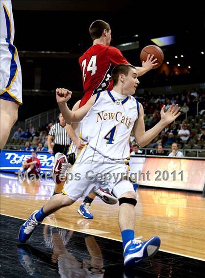 Thumbnail 3 in St. Henry vs. Newport Central Catholic (KHSAA Ninth Region Quarterfinals) photogallery.