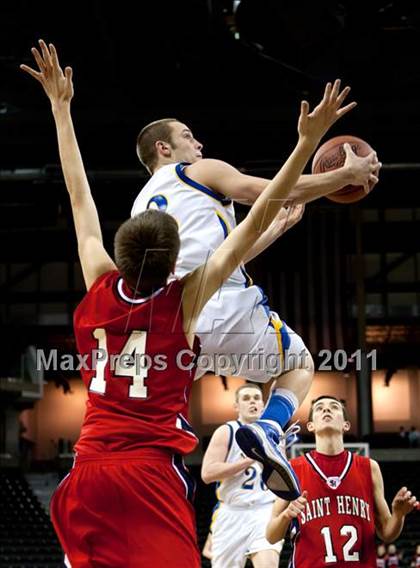 Thumbnail 1 in St. Henry vs. Newport Central Catholic (KHSAA Ninth Region Quarterfinals) photogallery.