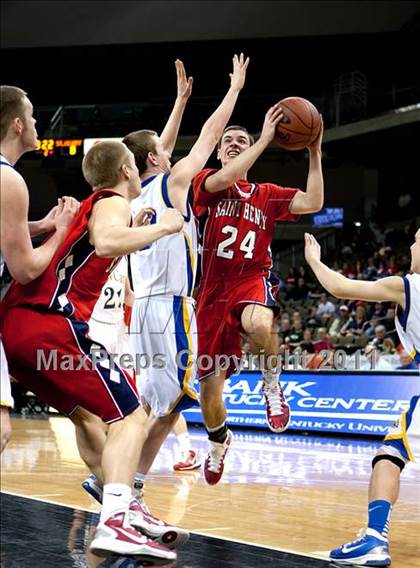 Thumbnail 1 in St. Henry vs. Newport Central Catholic (KHSAA Ninth Region Quarterfinals) photogallery.
