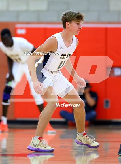 Thumbnail 1 in Crean Lutheran vs. JSerra Catholic (Mater Dei Extravaganza) photogallery.