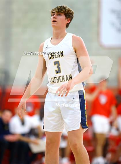 Thumbnail 2 in Crean Lutheran vs. JSerra Catholic (Mater Dei Extravaganza) photogallery.