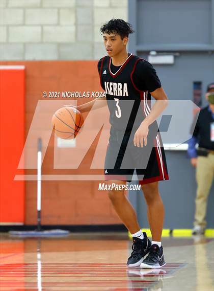 Thumbnail 1 in Crean Lutheran vs. JSerra Catholic (Mater Dei Extravaganza) photogallery.