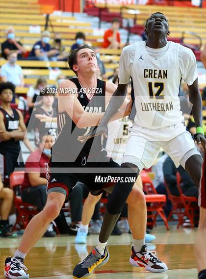 Thumbnail 1 in Crean Lutheran vs. JSerra Catholic (Mater Dei Extravaganza) photogallery.