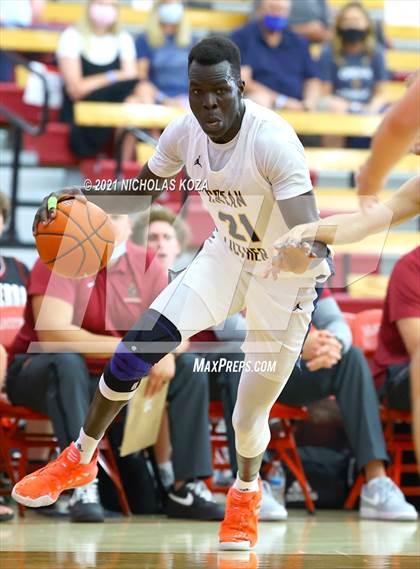 Thumbnail 3 in Crean Lutheran vs. JSerra Catholic (Mater Dei Extravaganza) photogallery.