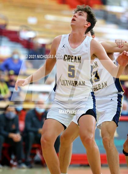 Thumbnail 2 in Crean Lutheran vs. JSerra Catholic (Mater Dei Extravaganza) photogallery.