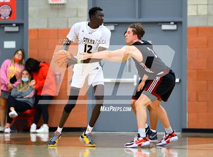 Thumbnail 2 in Crean Lutheran vs. JSerra Catholic (Mater Dei Extravaganza) photogallery.