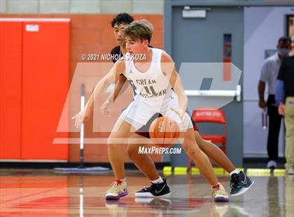Thumbnail 1 in Crean Lutheran vs. JSerra Catholic (Mater Dei Extravaganza) photogallery.