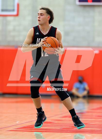 Thumbnail 1 in Crean Lutheran vs. JSerra Catholic (Mater Dei Extravaganza) photogallery.