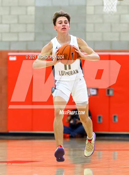 Thumbnail 1 in Crean Lutheran vs. JSerra Catholic (Mater Dei Extravaganza) photogallery.