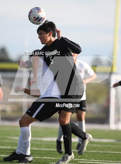 Thumbnail 3 in Upland vs. Esperanza (CIF-SS Division 5 Final) photogallery.