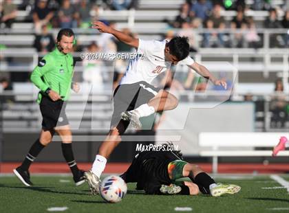 Thumbnail 1 in Upland vs. Esperanza (CIF-SS Division 5 Final) photogallery.