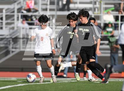 Thumbnail 1 in Upland vs. Esperanza (CIF-SS Division 5 Final) photogallery.