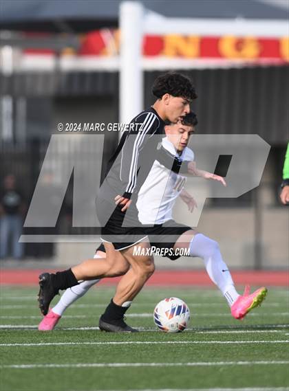 Thumbnail 3 in Upland vs. Esperanza (CIF-SS Division 5 Final) photogallery.