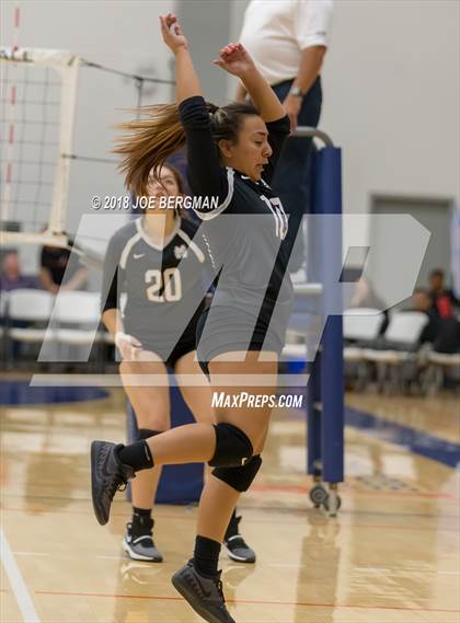 Thumbnail 1 in Madera South vs. Yosemite (CIF CS D4 Final) photogallery.
