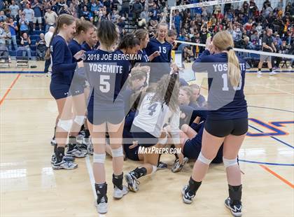 Thumbnail 3 in Madera South vs. Yosemite (CIF CS D4 Final) photogallery.