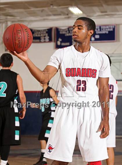Thumbnail 3 in Contreras @ Bellarmine-Jefferson (Bell-Jeff Holiday Classic) photogallery.