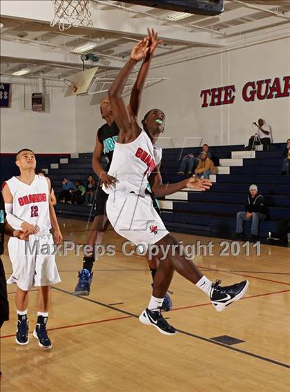 Thumbnail 3 in Contreras @ Bellarmine-Jefferson (Bell-Jeff Holiday Classic) photogallery.