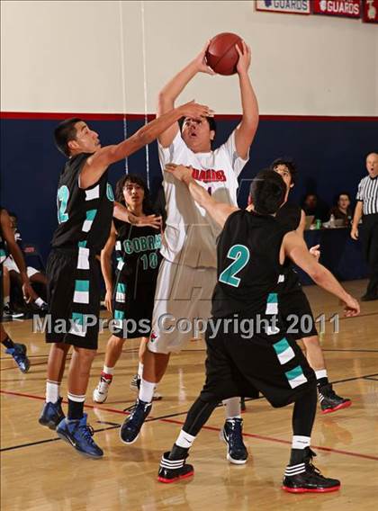 Thumbnail 2 in Contreras @ Bellarmine-Jefferson (Bell-Jeff Holiday Classic) photogallery.