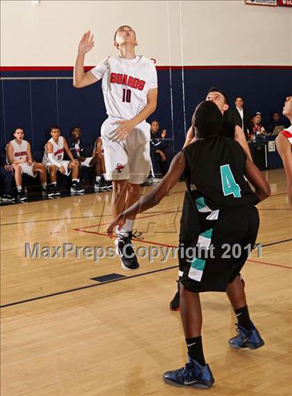 Thumbnail 1 in Contreras @ Bellarmine-Jefferson (Bell-Jeff Holiday Classic) photogallery.