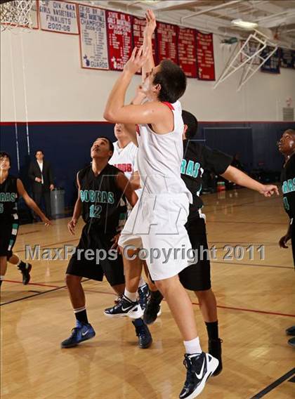Thumbnail 1 in Contreras @ Bellarmine-Jefferson (Bell-Jeff Holiday Classic) photogallery.