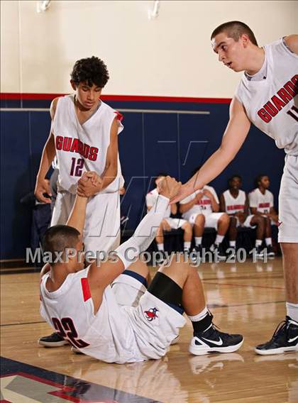 Thumbnail 2 in Contreras @ Bellarmine-Jefferson (Bell-Jeff Holiday Classic) photogallery.