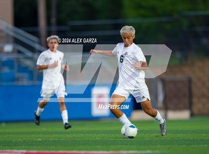 Thumbnail 3 in Midlothian vs. Baytown Goose Creek Memorial (UIL 5A Soccer Semifinals) photogallery.