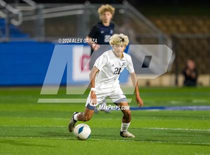 Thumbnail 2 in Midlothian vs. Baytown Goose Creek Memorial (UIL 5A Soccer Semifinals) photogallery.
