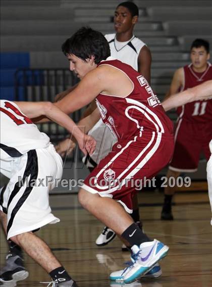 Thumbnail 1 in Glendale vs. Keppel (Burbank Tip-Off Classic) photogallery.