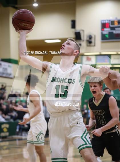 Thumbnail 2 in Blackfoot vs. Kuna photogallery.