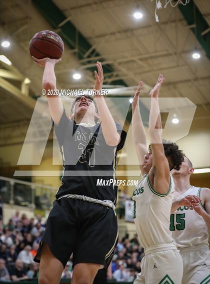 Thumbnail 3 in Blackfoot vs. Kuna photogallery.