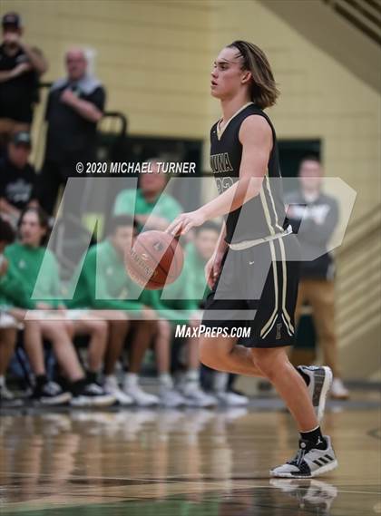Thumbnail 1 in Blackfoot vs. Kuna photogallery.