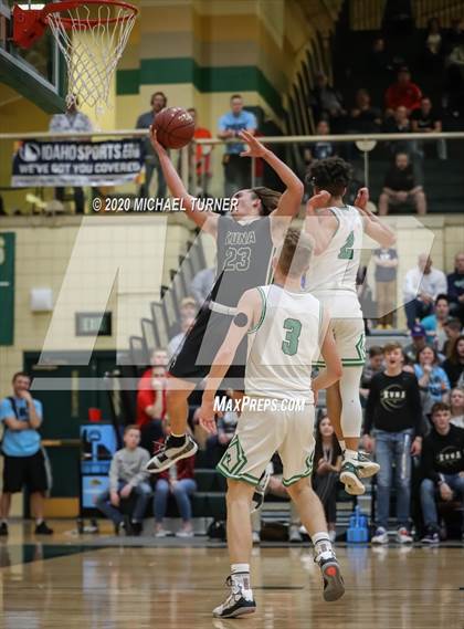 Thumbnail 2 in Blackfoot vs. Kuna photogallery.