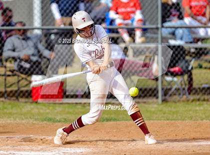 Thumbnail 3 in Maplesville vs Thorsby (Chilton County Tournament Semifinal) photogallery.