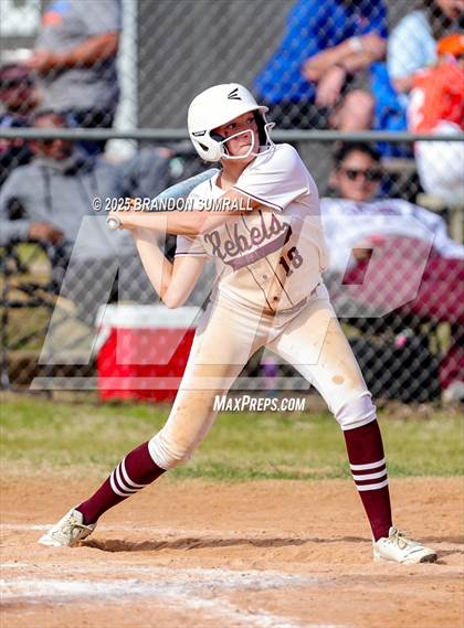 Thumbnail 1 in Maplesville vs Thorsby (Chilton County Tournament Semifinal) photogallery.