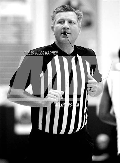 Thumbnail 1 in Oak Cliff Faith Family Academy vs Bella Vista Grind Academy (Tarkanian Classic) photogallery.