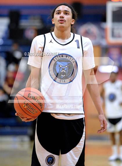 Thumbnail 3 in Oak Cliff Faith Family Academy vs Bella Vista Grind Academy (Tarkanian Classic) photogallery.