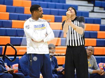 Thumbnail 1 in Oak Cliff Faith Family Academy vs Bella Vista Grind Academy (Tarkanian Classic) photogallery.