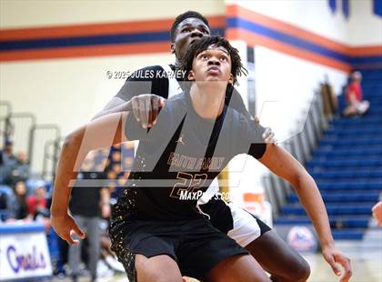 Thumbnail 1 in Oak Cliff Faith Family Academy vs Bella Vista Grind Academy (Tarkanian Classic) photogallery.