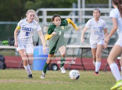 Thumbnail 2 in Shorecrest Prep vs East Lake photogallery.