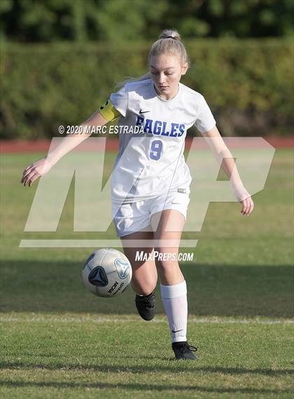Thumbnail 3 in Shorecrest Prep vs East Lake photogallery.