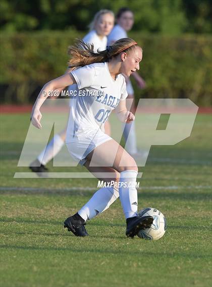Thumbnail 2 in Shorecrest Prep vs East Lake photogallery.