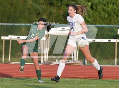 Thumbnail 1 in Shorecrest Prep vs East Lake photogallery.