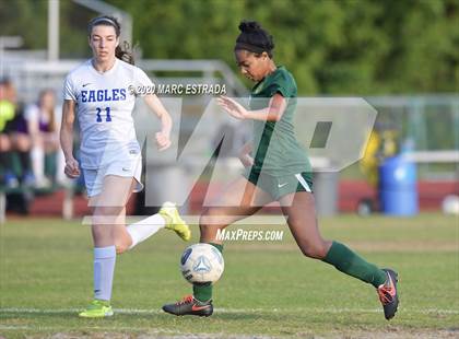 Thumbnail 3 in Shorecrest Prep vs East Lake photogallery.