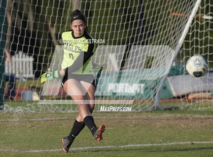 Thumbnail 1 in Shorecrest Prep vs East Lake photogallery.