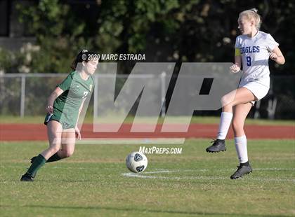 Thumbnail 3 in Shorecrest Prep vs East Lake photogallery.