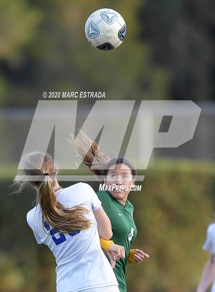 Thumbnail 1 in Shorecrest Prep vs East Lake photogallery.