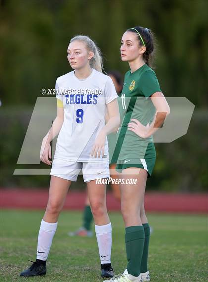 Thumbnail 1 in Shorecrest Prep vs East Lake photogallery.