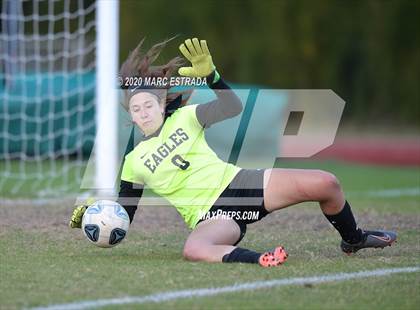 Thumbnail 3 in Shorecrest Prep vs East Lake photogallery.