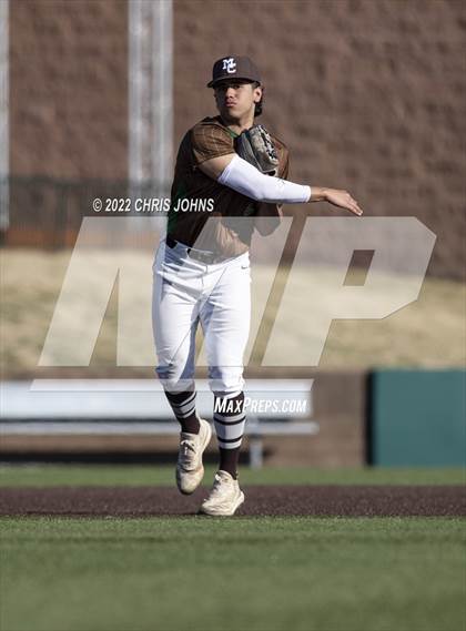 Thumbnail 3 in Chicago Mt. Carmel vs Belleville East (GCS Stadium) photogallery.
