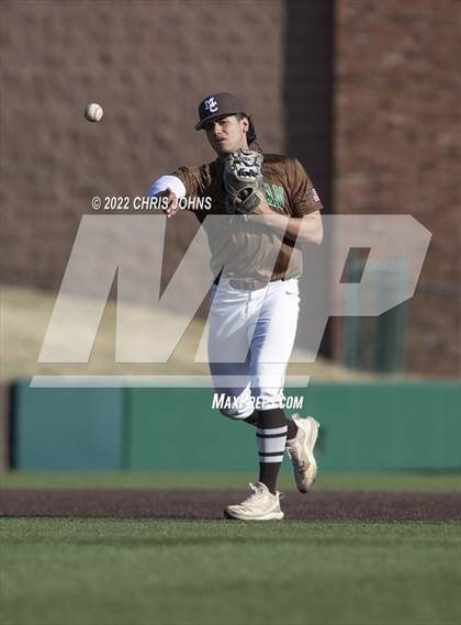Thumbnail 1 in Chicago Mt. Carmel vs Belleville East (GCS Stadium) photogallery.